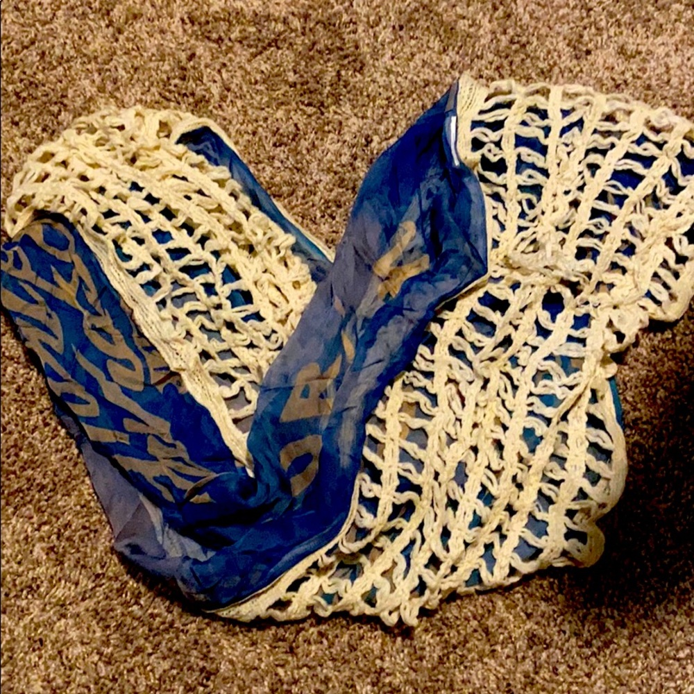 Infinity scarf
